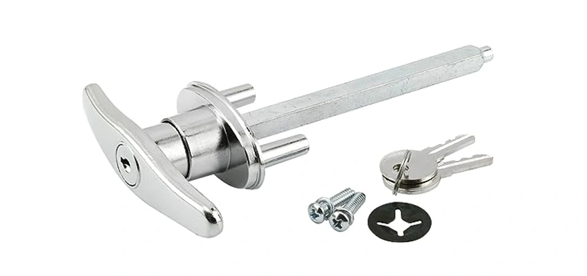Old Style Garage Door Locks Replacements in Foothill Farms, California