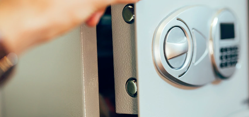 Fingerprint Safe Openers in Foothill Farms, CA
