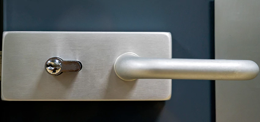 Change Patio Door Locks in Foothill Farms, California